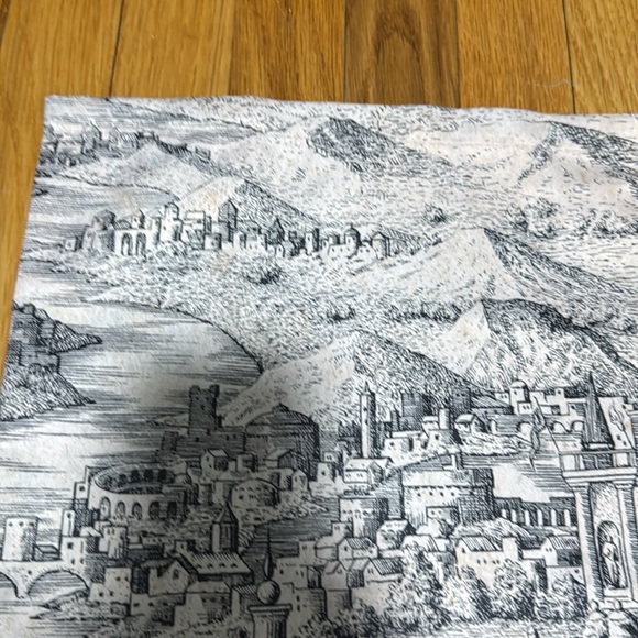 Set of two Gucci caste soldiers dust bags - Picture 5 of 10